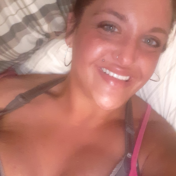 Meet your Posher, Crystal - Picture 1 of 1